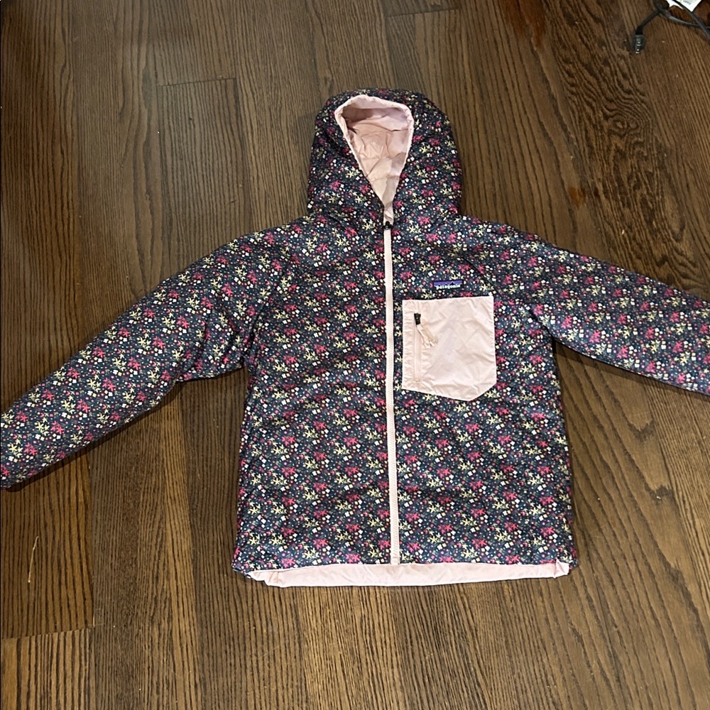 Patagonia Girls Pink quilted reversible floral hooded jacket sz 10 - Picture 3 of 5